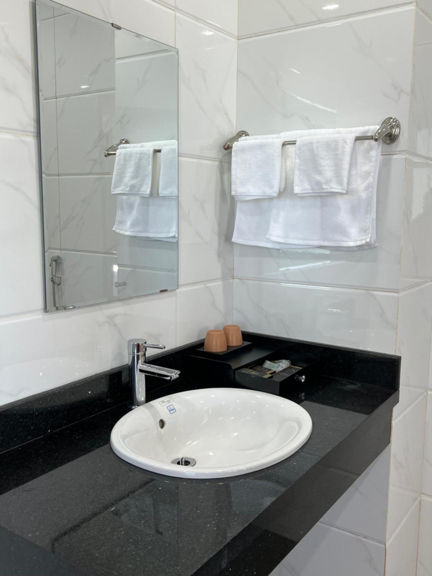 Aparthotel Doan Gia Luxury House Pleiku Exterior foto
